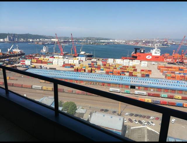 3 BEDROOM APARTMENT TO LET IN POINT WATERFRONT